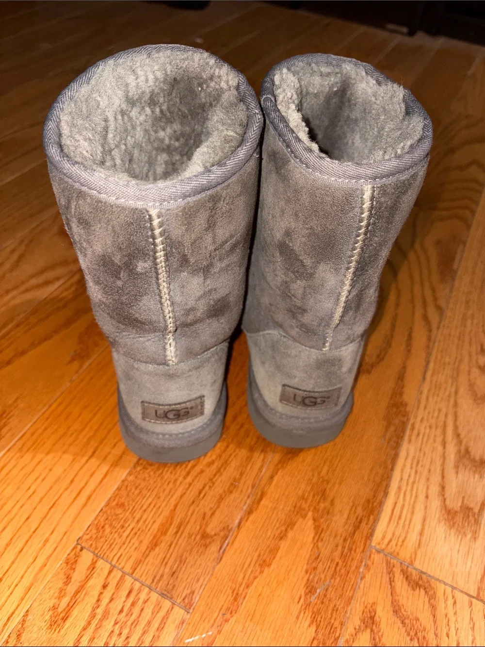 UGG Short Shearling Boots in Gray